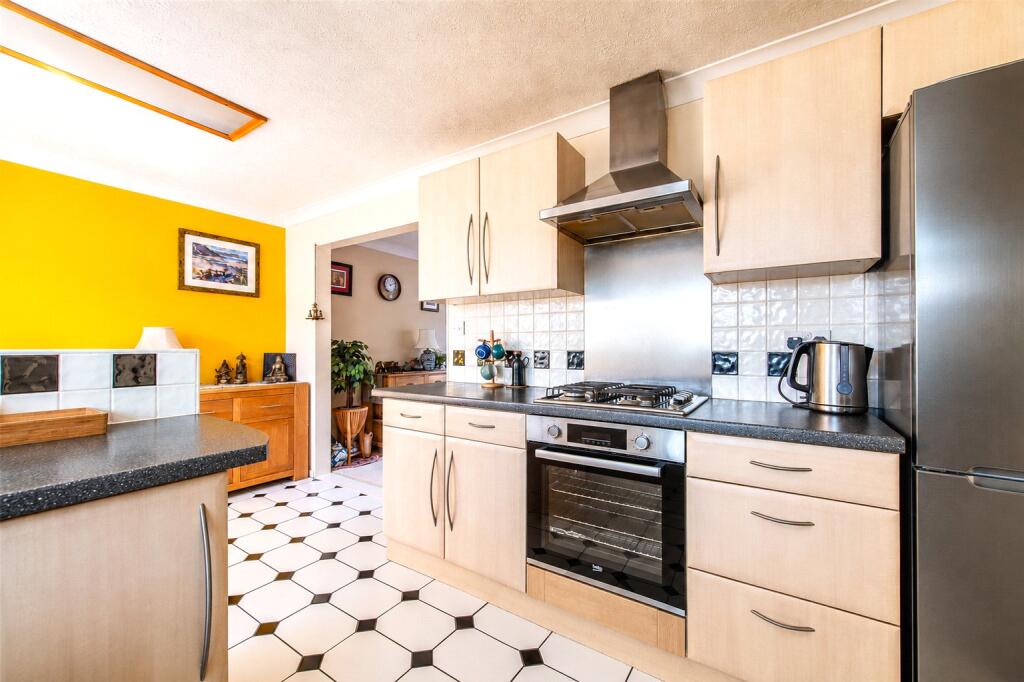 House in Dartford - View 4
