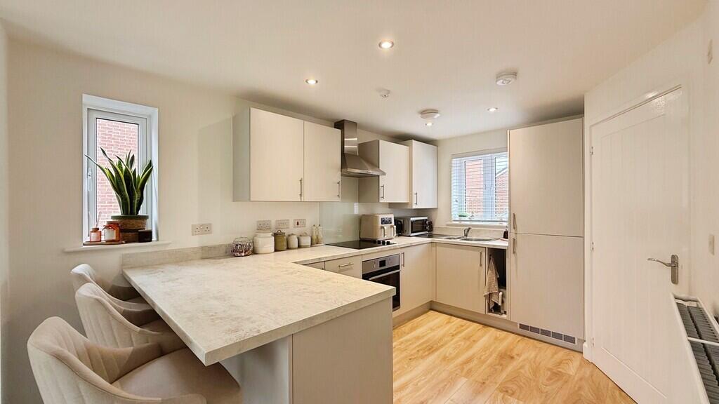 House in Warminster, Wiltshire - View 3