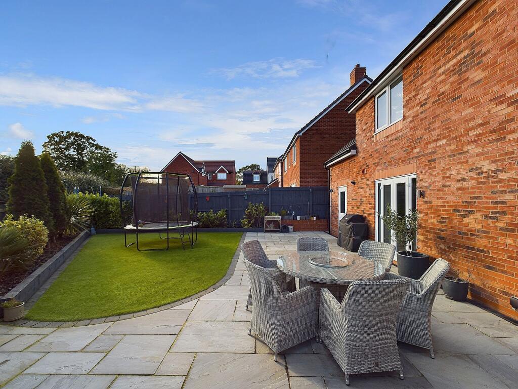 Ithell Close, Higher Kinnerton, CH4 photo 3