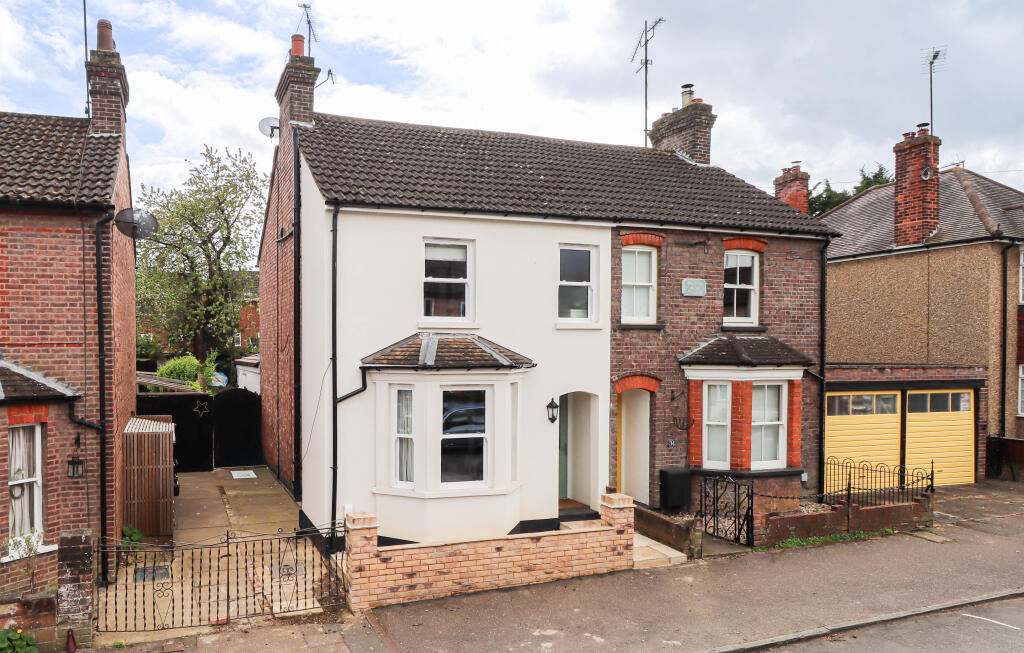 Main image of property: Coleswood Road, Harpenden, AL5