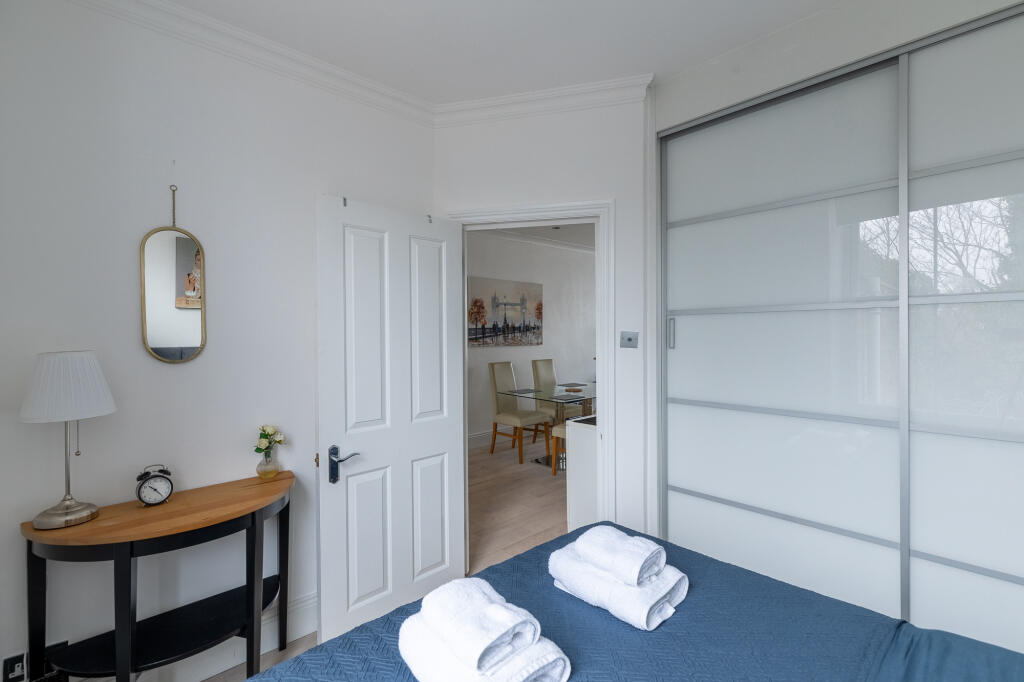 2 bedroom flat for rent