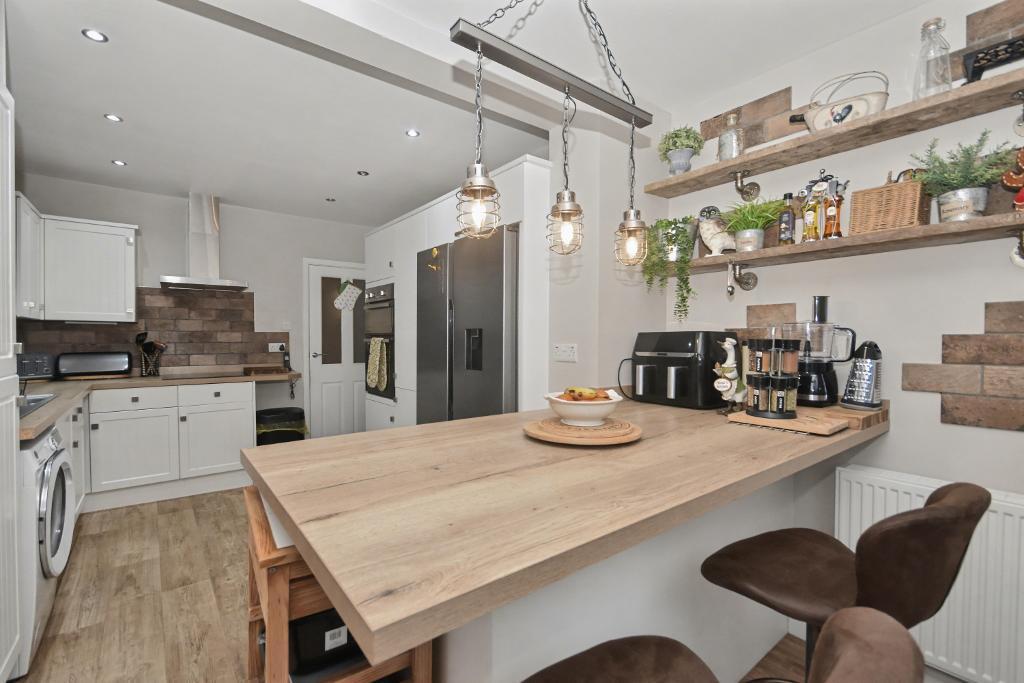 House in Ribble Valley, Clitheroe - View 2
