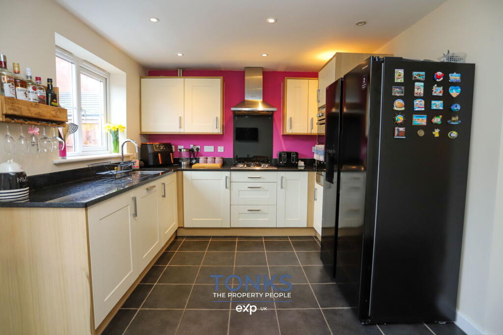 Additional image 6 of Old College Avenue, Oldbury, B68 8BG