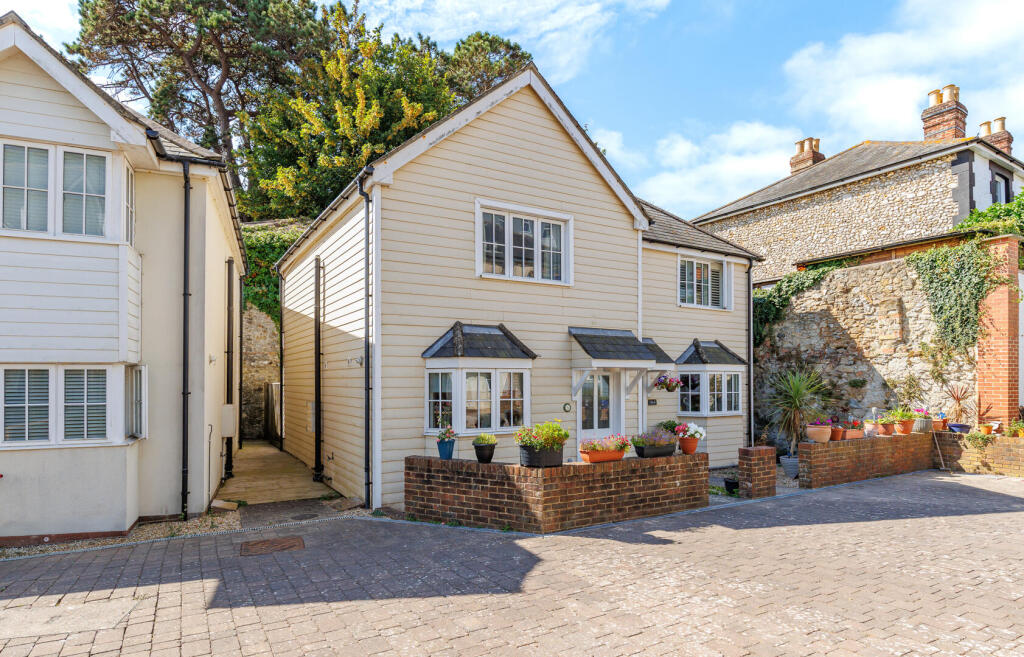 Main image of property: High Street, Ventnor