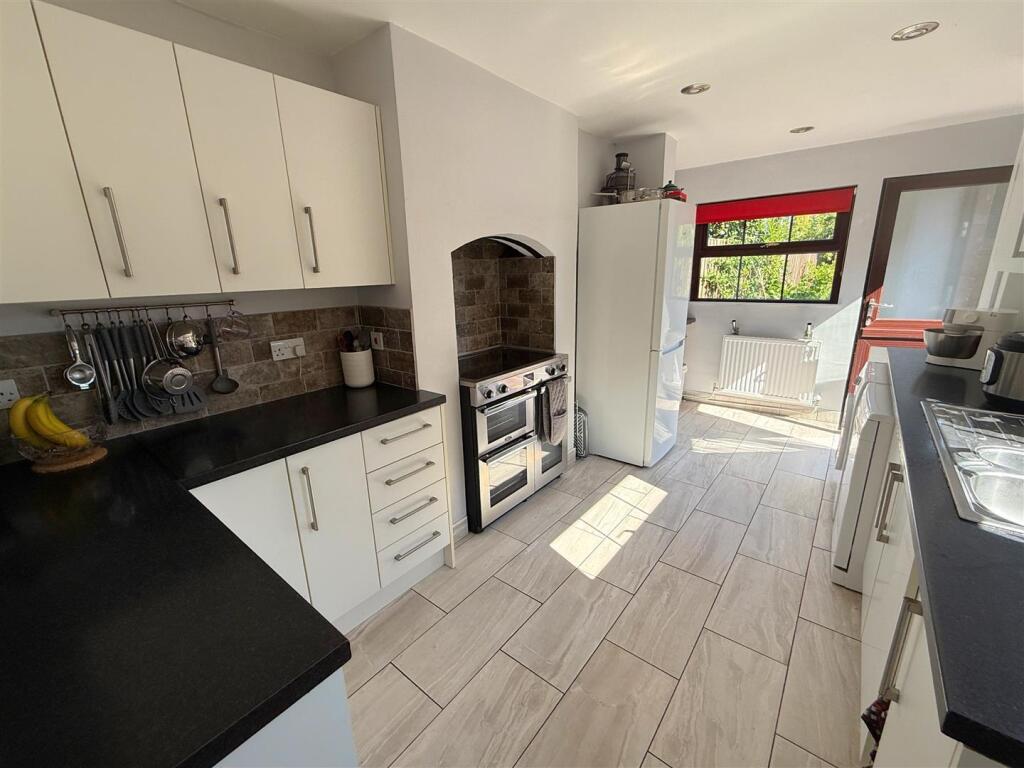 Evesham Street, Alcester - View 2