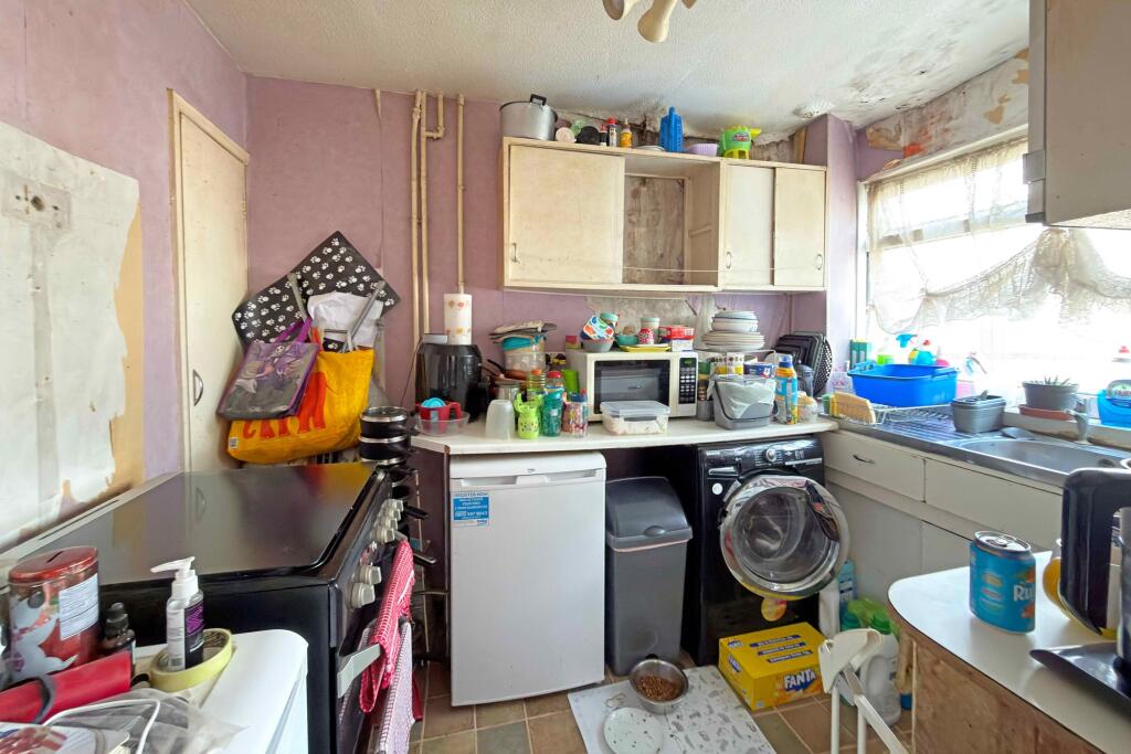 House in Brighton - More