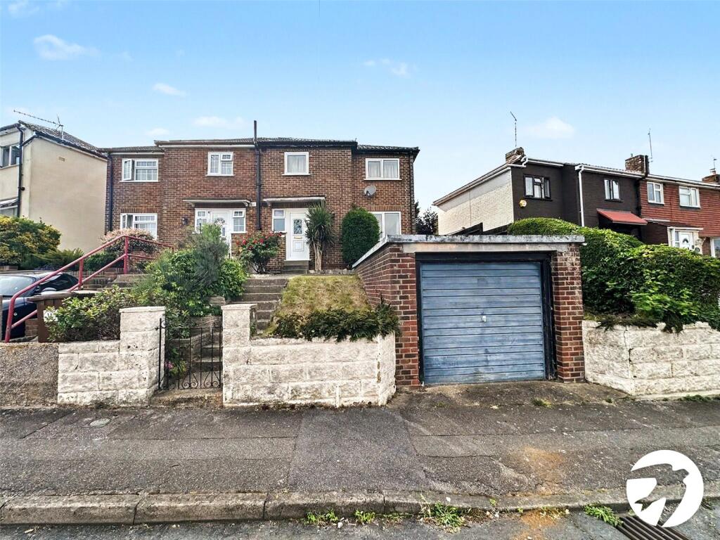 Main image of property: Pickwick Crescent, Rochester, Kent, ME1