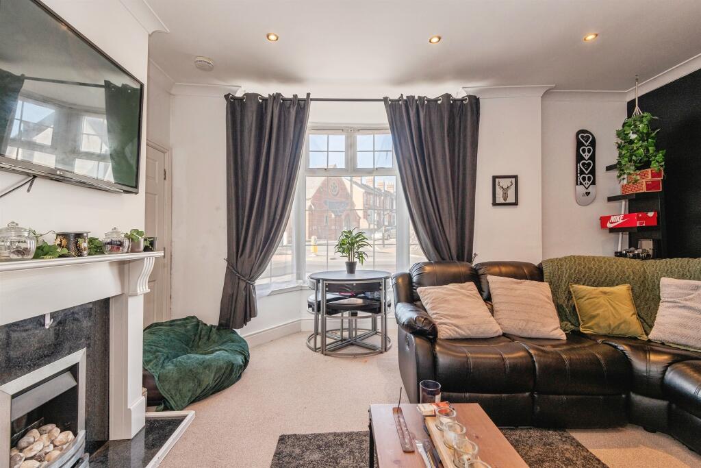 Apartment in Taunton - View 5