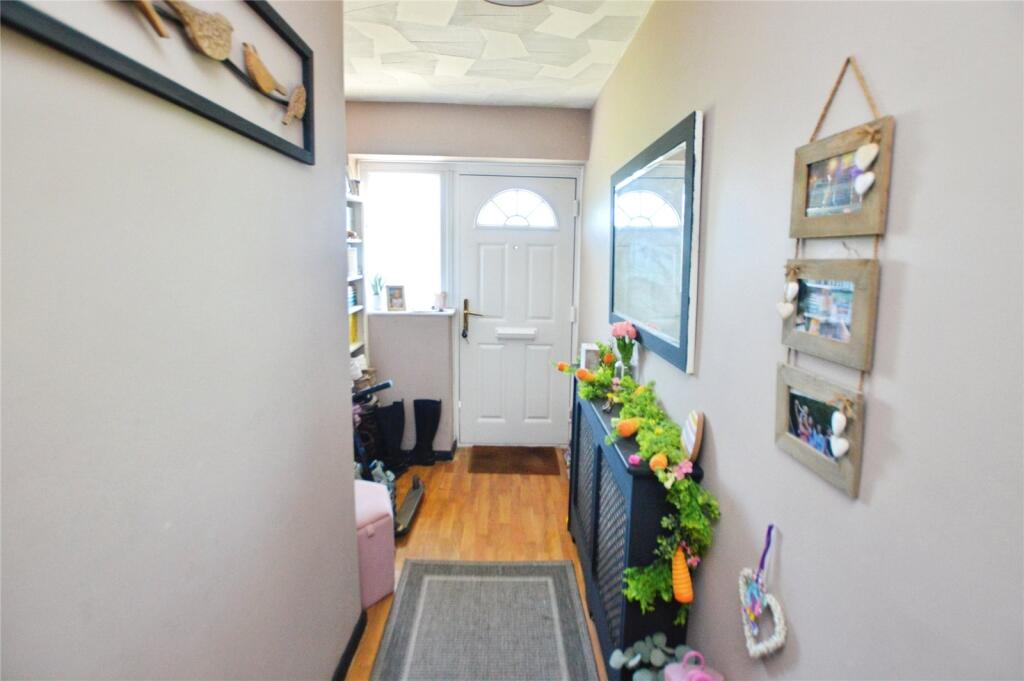 Rydal Crescent, Morley, Leeds, West Yorkshire, LS27 photo 5
