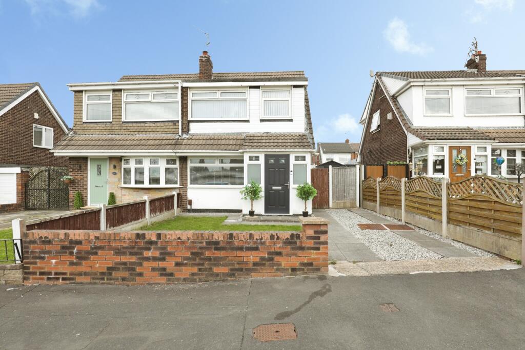 Main image of property: Long Hey, Prescot, L35