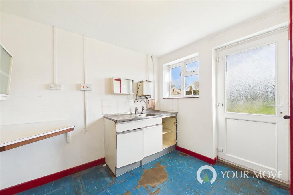 Banham Road, Beccles, Suffolk, NR34 photo 3
