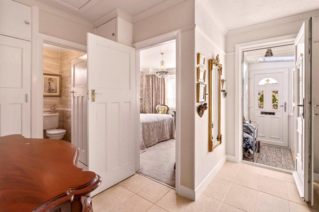 Sackville Crescent, Worthing, West Sussex, BN14 - View 4