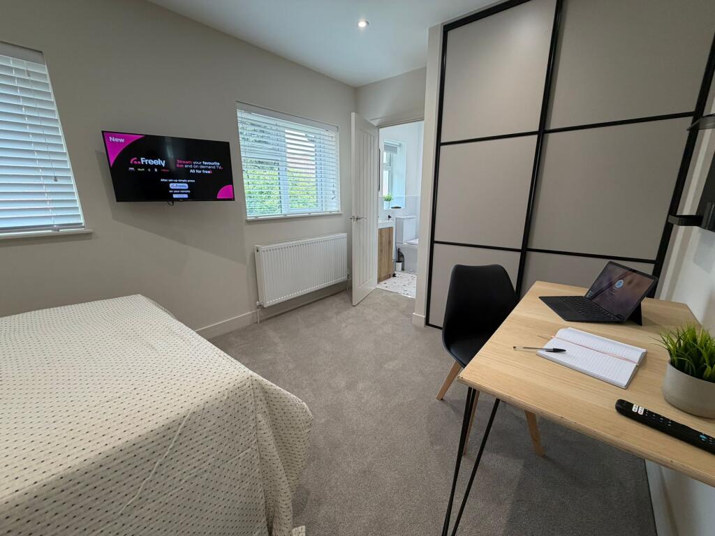 House in Nottingham - View 5
