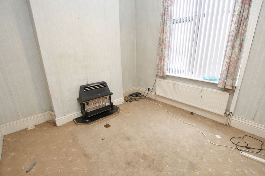 House in Oldham - More