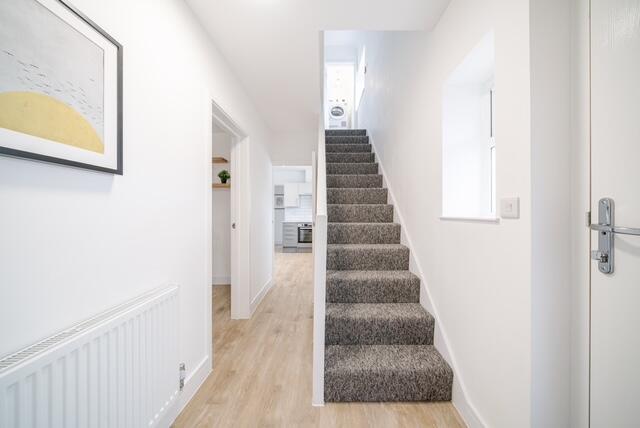 4 bedroom semi-detached house for rent