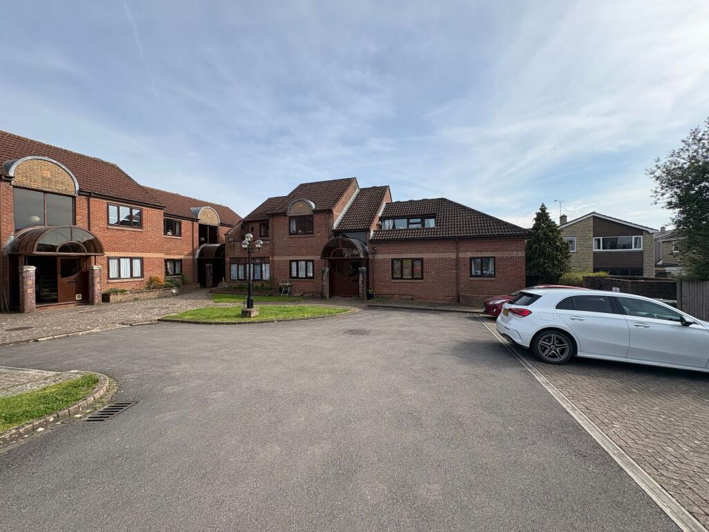 Main image of property: Bush Court, Alveston, BS35