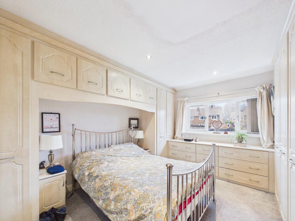 House in Derby, Chaddesden - More