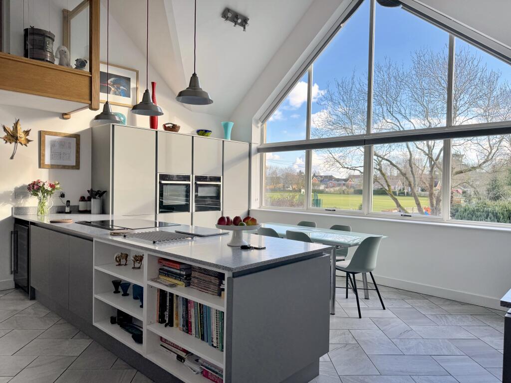 Edgebank, Low Pasture Lane, North Wheatley, Retford, Nottinghamshire, DN22 9DQ photo 2