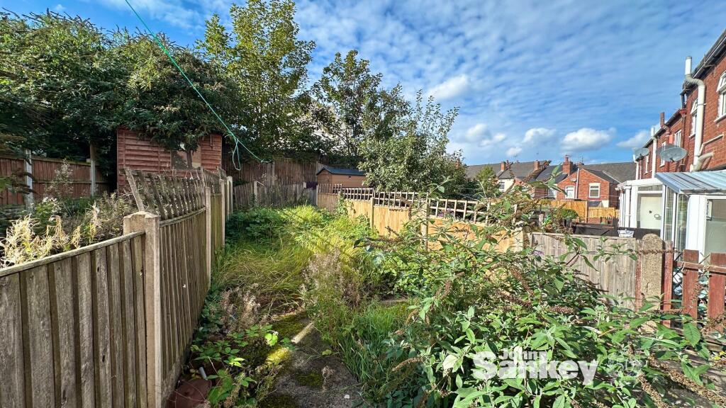 Laurel Avenue, Mansfield, NG18 photo 4