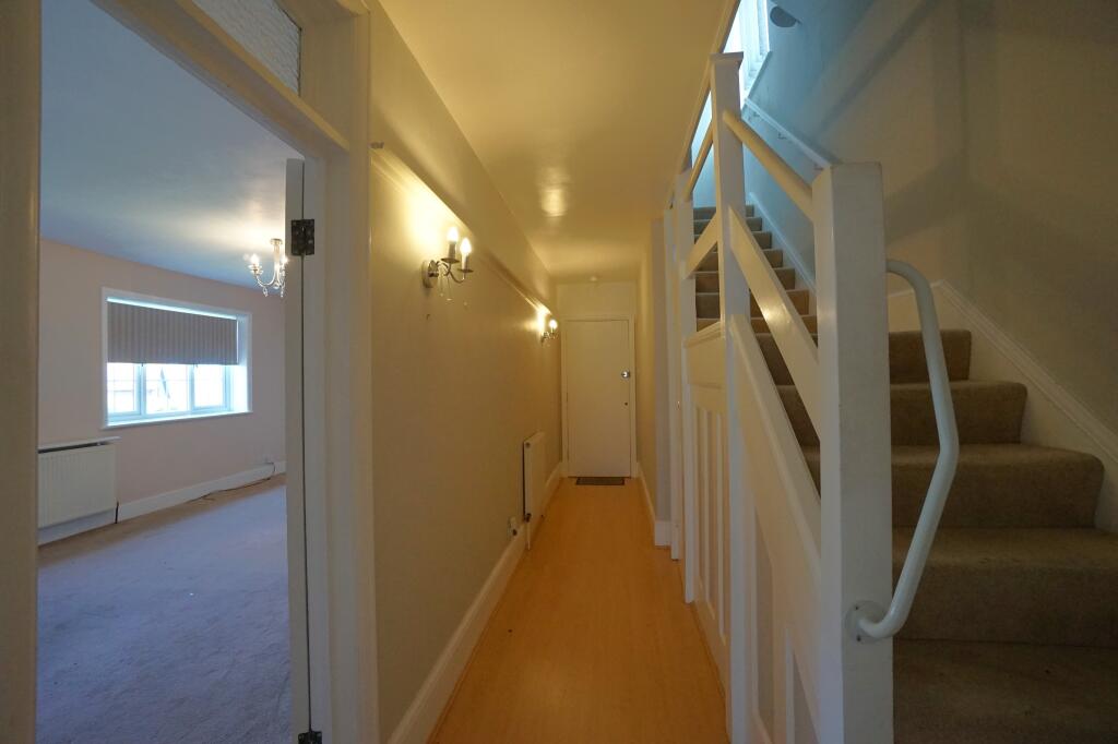 Comorin, Cliff Road, Birchington photo 2