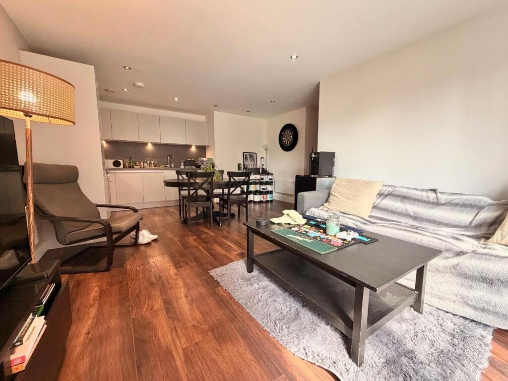 Apartment in Manchester - View 4