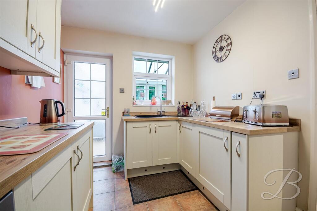 House in Mansfield, Bull Farm - View 2