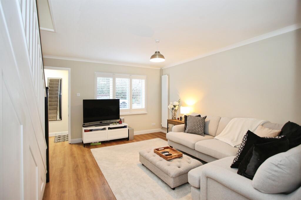 Garrick Drive, Thornhill, Cardiff photo 3
