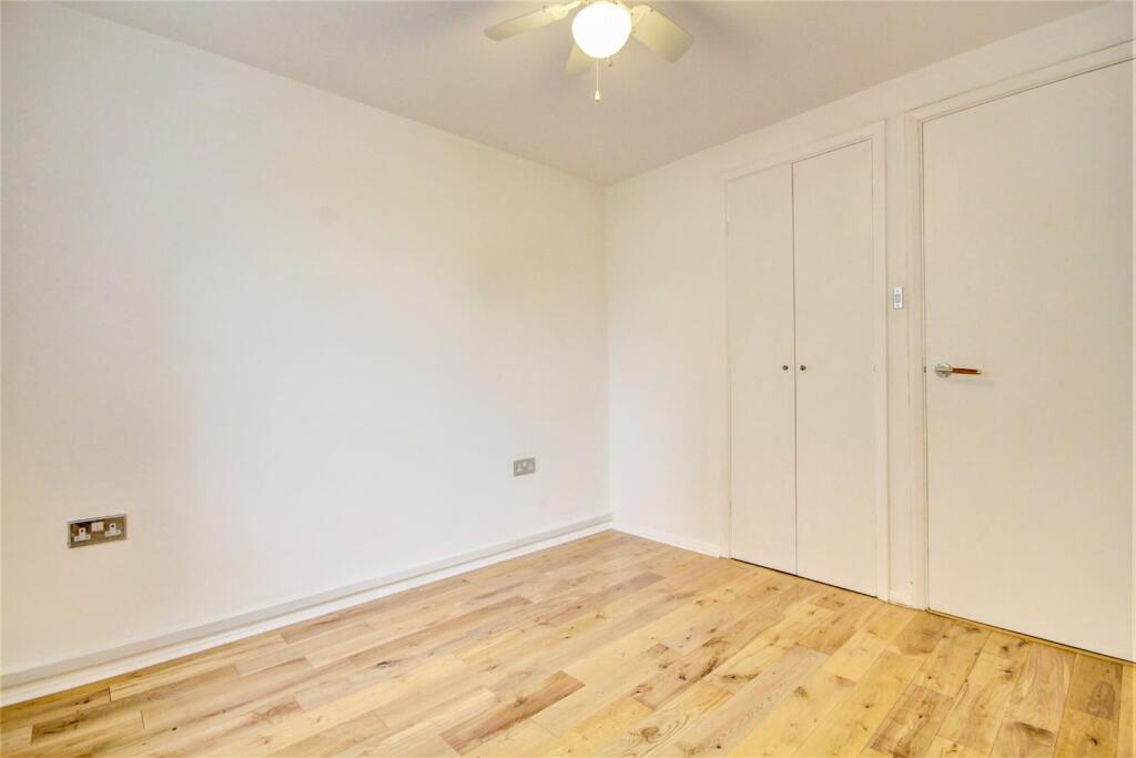 Apartment in Coventry, West Midlands - More