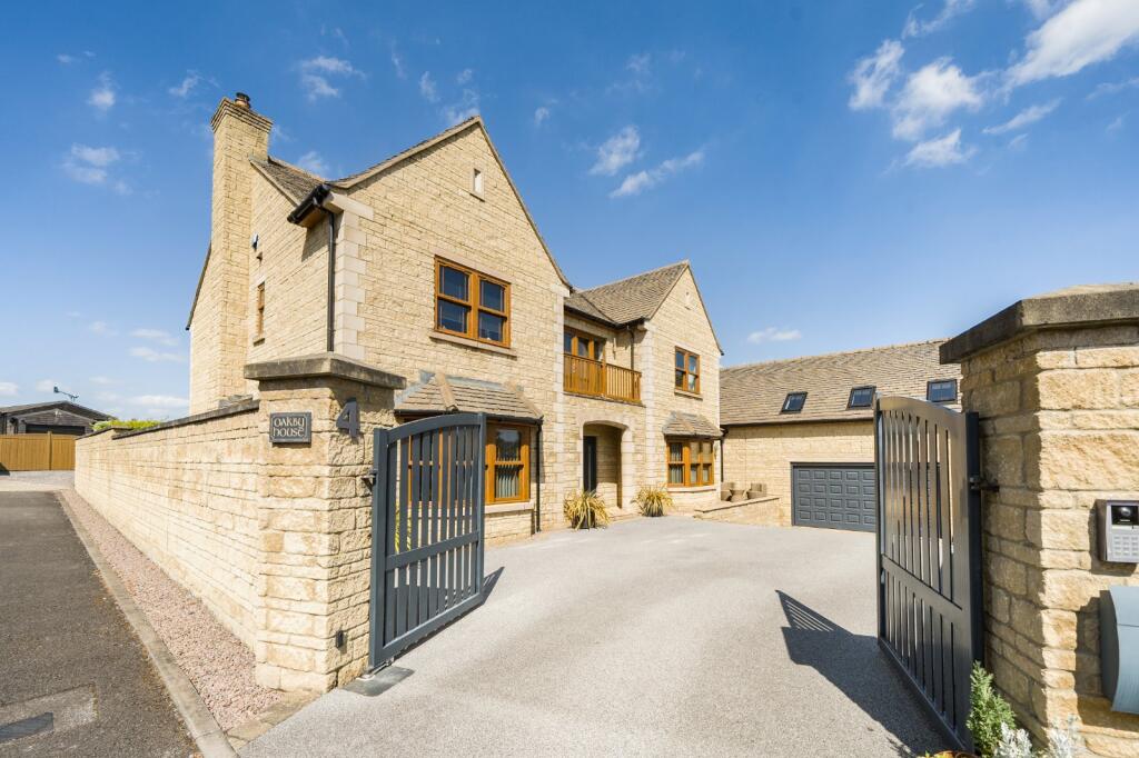 Main image of property: Stoney Glen, Carlby, Stamford, Lincolnshire, PE9