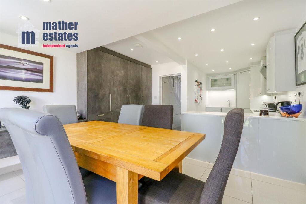 Additional image 13 of Lark Rise, Birds & Trees Area, Hatfield