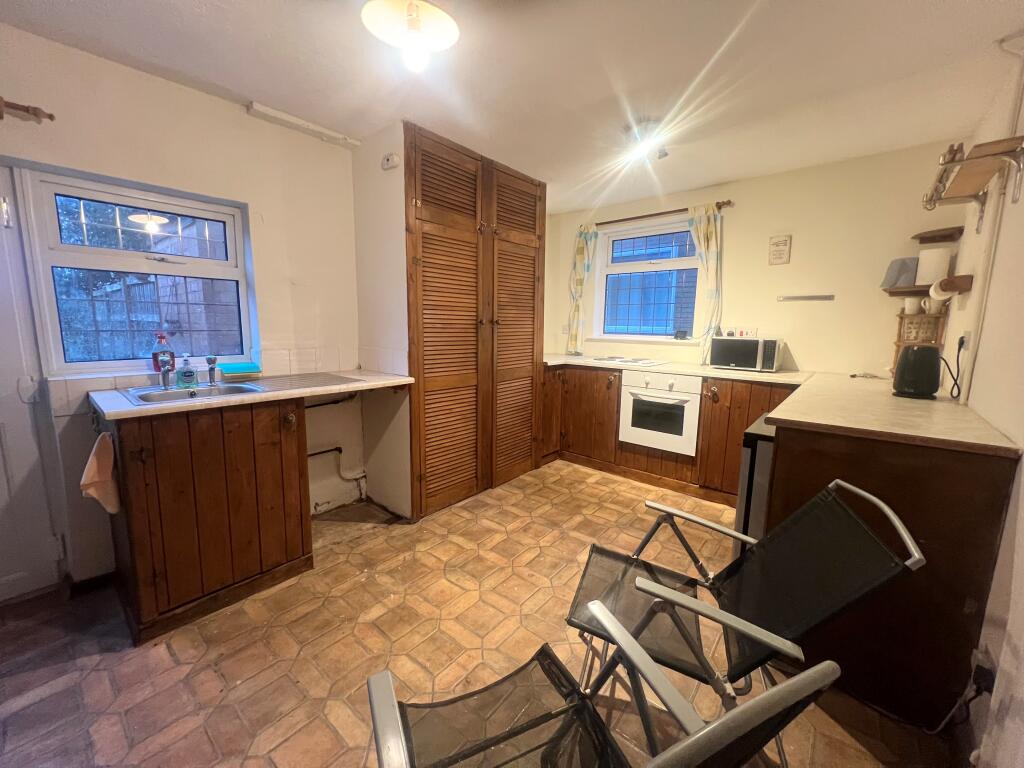 House in Redditch, Webheath - View 4