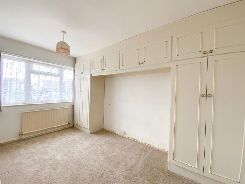 House in Houghton Conquest, Central Bedfordshire - More