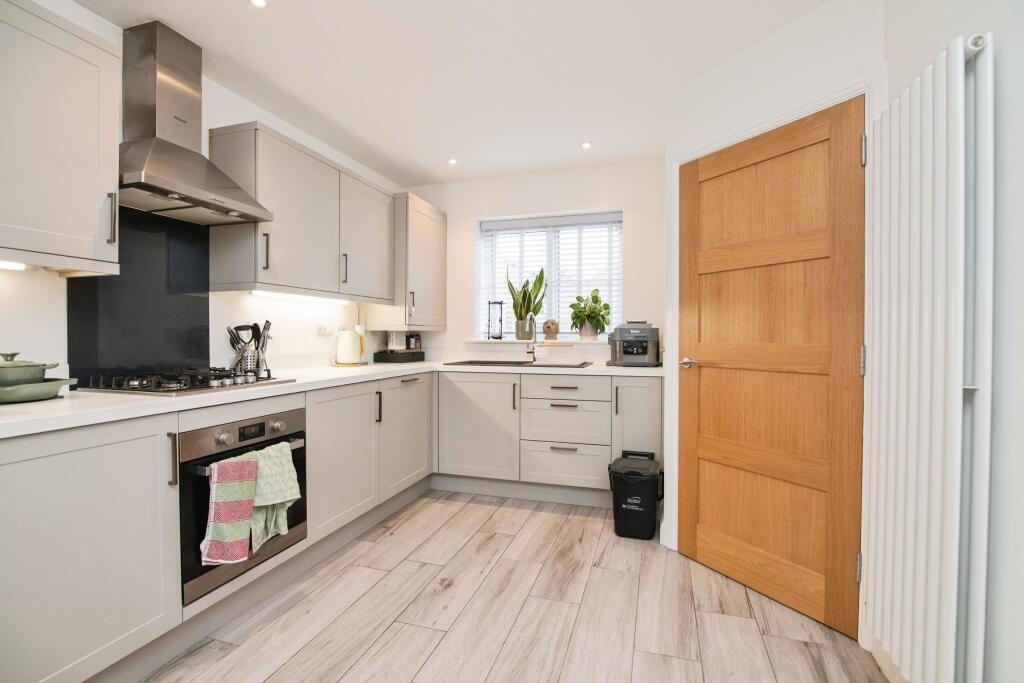 House in Dudley, Gornal Wood, Lower Gornal - View 4