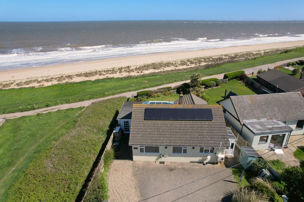 Main image of property: Scratby