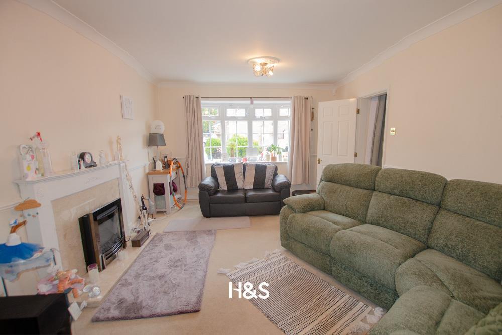 House in Solihull, West Midlands - View 5