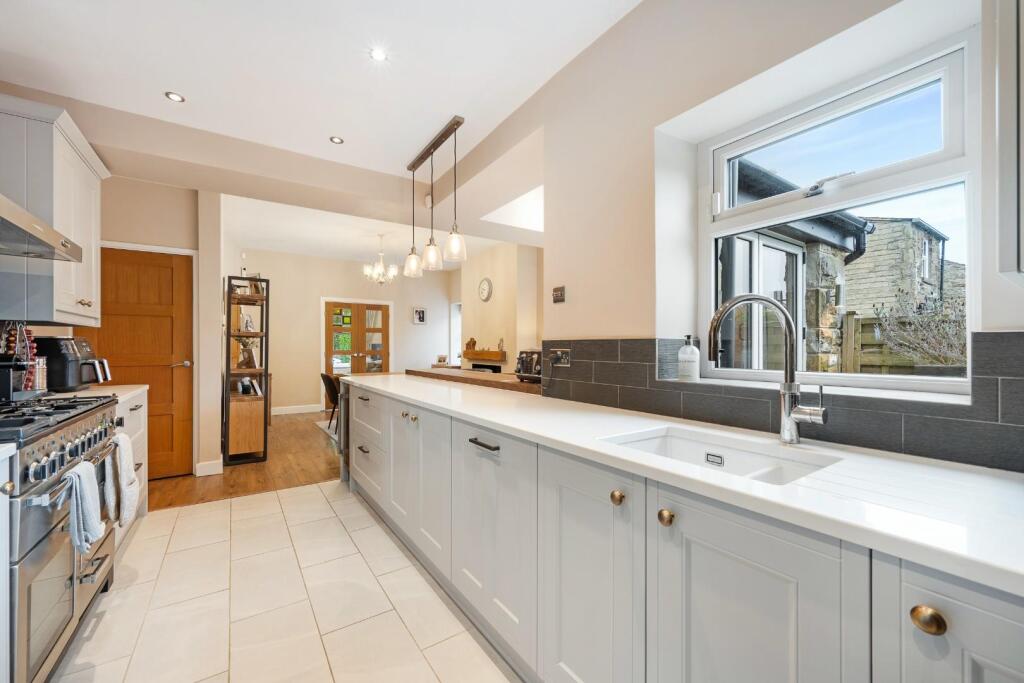Bolton Road, Edgworth, Bolton photo 3