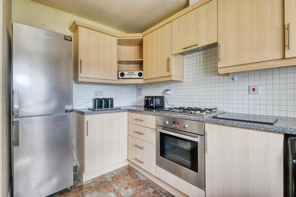 Additional image 4 of Tame Close, Wilnecote, Tamworth