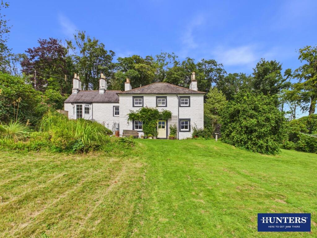 Main image of property: Sunnybrae House, Eaglesfield, Lockerbie, DG11
