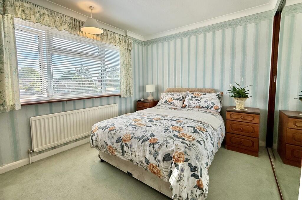 House in Portsmouth - More