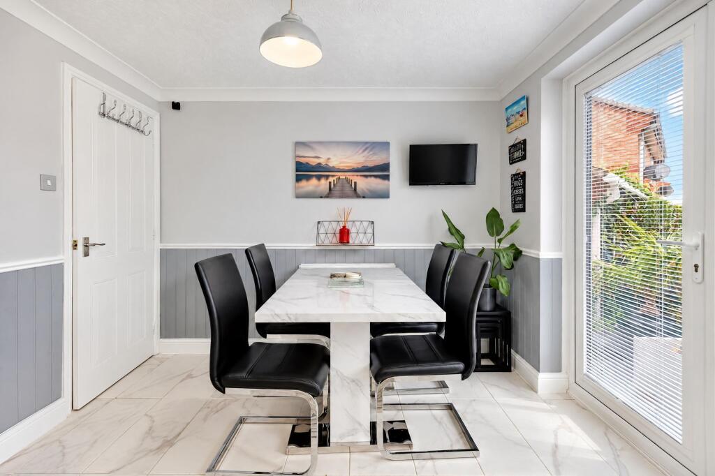 House in Southend-on-Sea - View 5