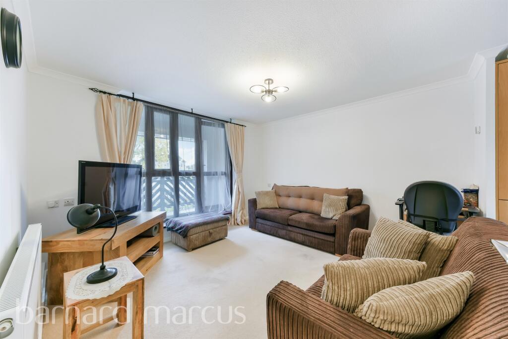 Buttermere Close, Morden photo 2