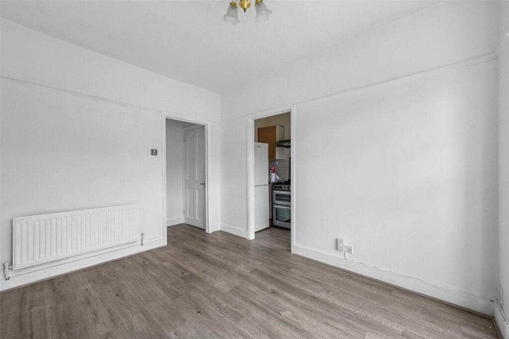 Apartment in London - More