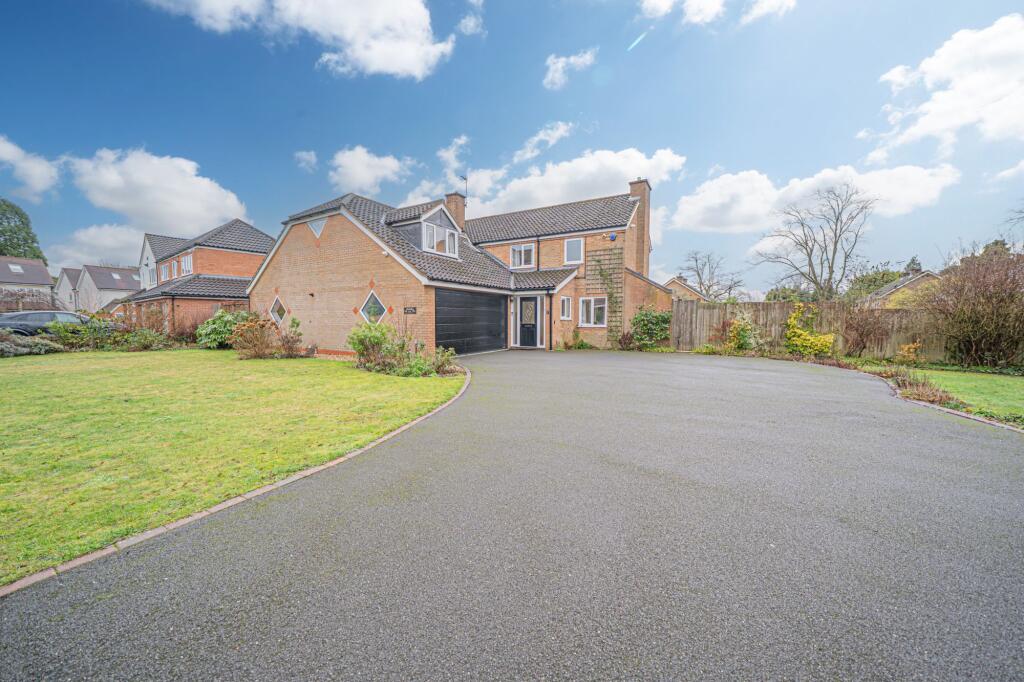 Main image of property: Bushwood Drive, Dorridge, B93