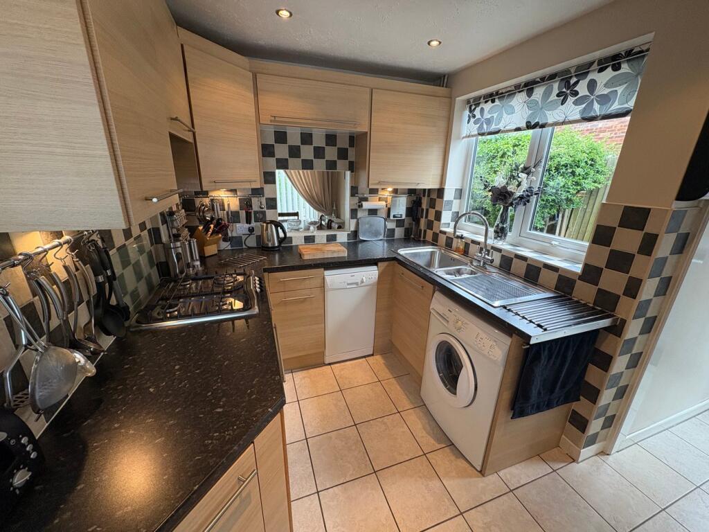 Western Drive, Claybrooke Parva, Lutterworth, LE17 photo 3