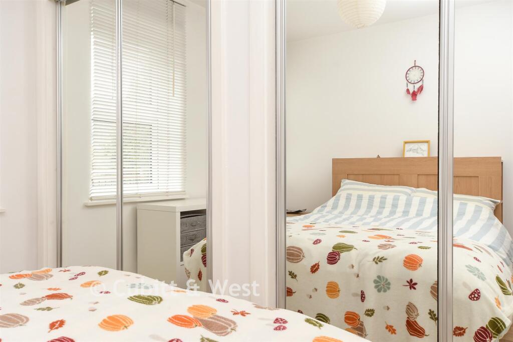 Croydon Road, Caterham, Surrey - More