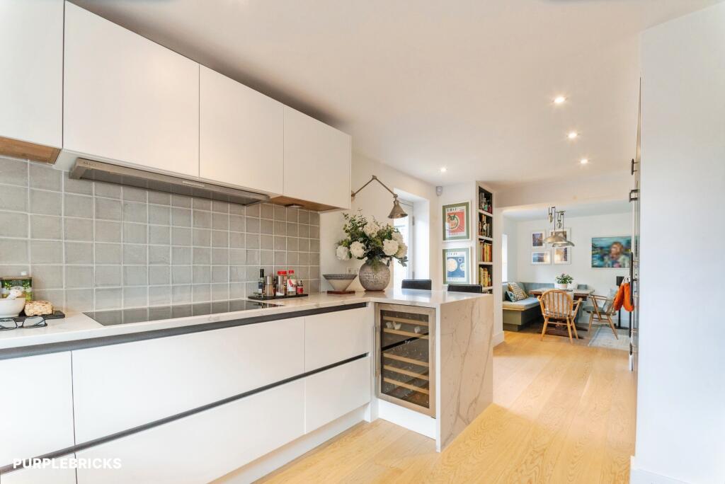 House in Vale of White Horse, Buckland - View 4