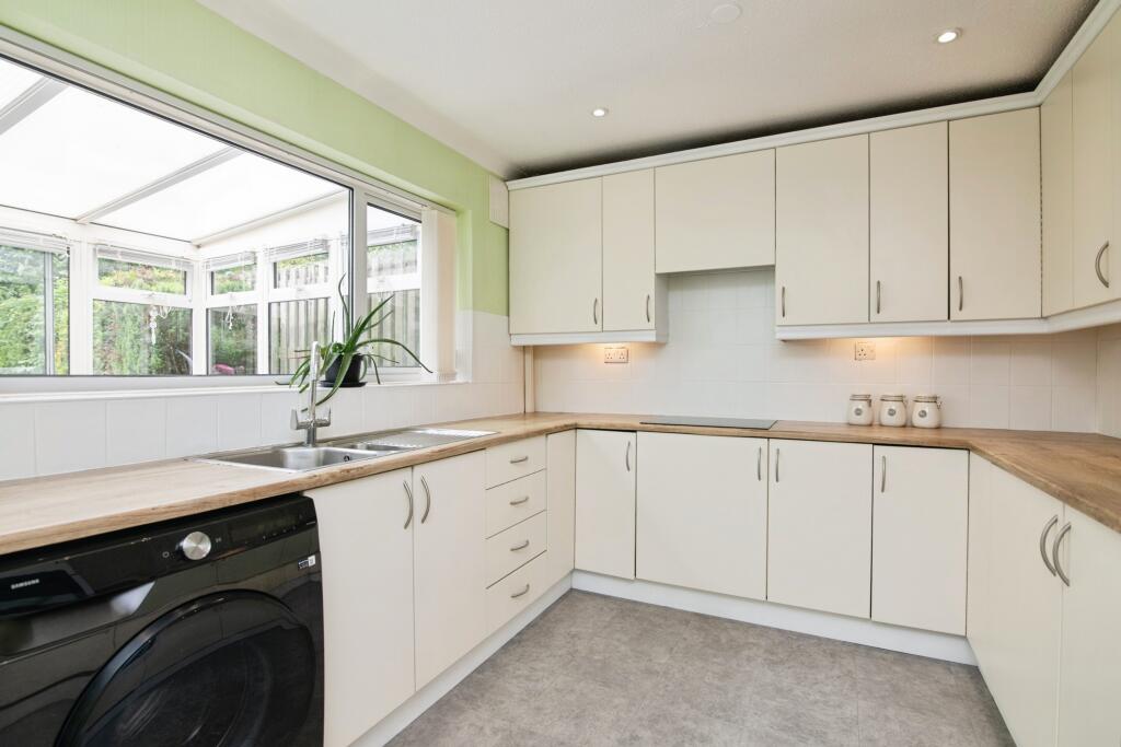 House in Birmingham, West Midlands - View 5