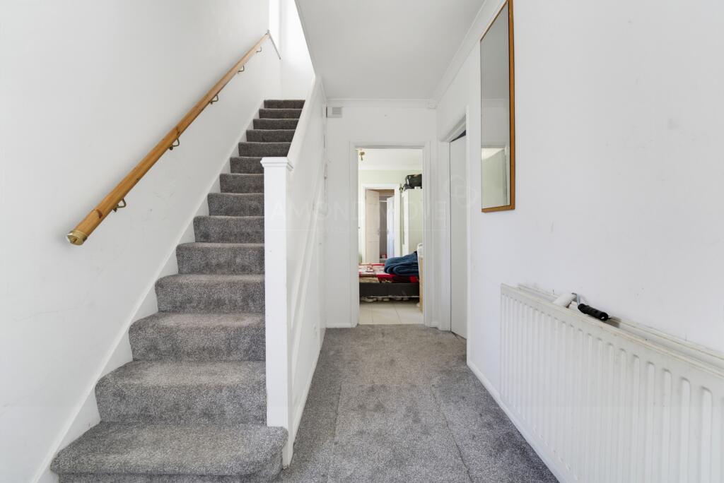 House in Twickenham - View 2