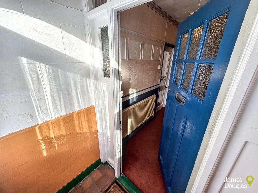 King Street, Taffs Well, Cardiff photo 3