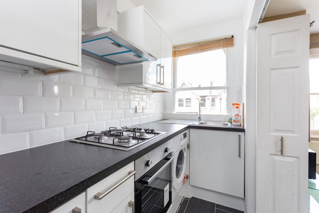 Main image of property: Oakhurst Grove, London, SE22